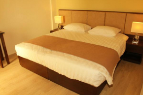 Отель Rea Hotel  Ираклион